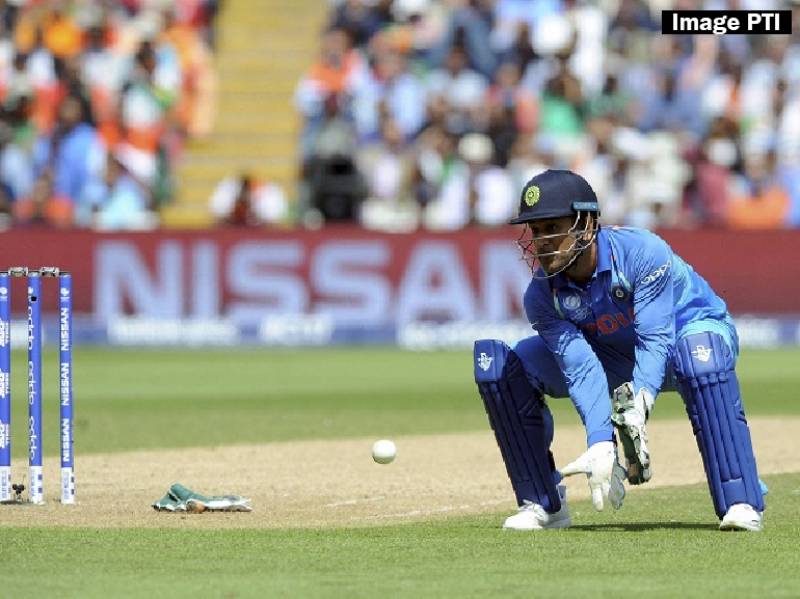 MS Dhoni