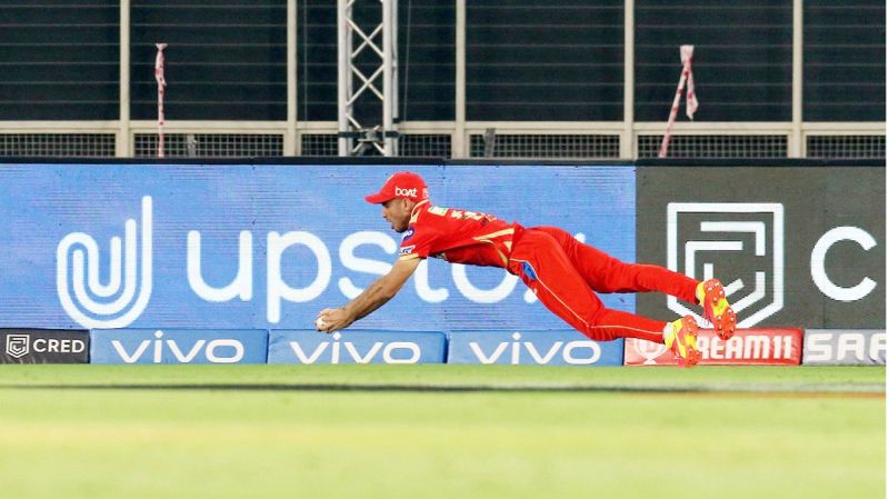 Vivo Perfect Catch of the Season award presented to PBKS spinner Ravi Bishnoi to take a blinder against KKR.