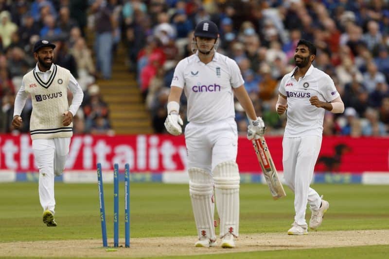 Jaspreet Bumrah sends Lees off