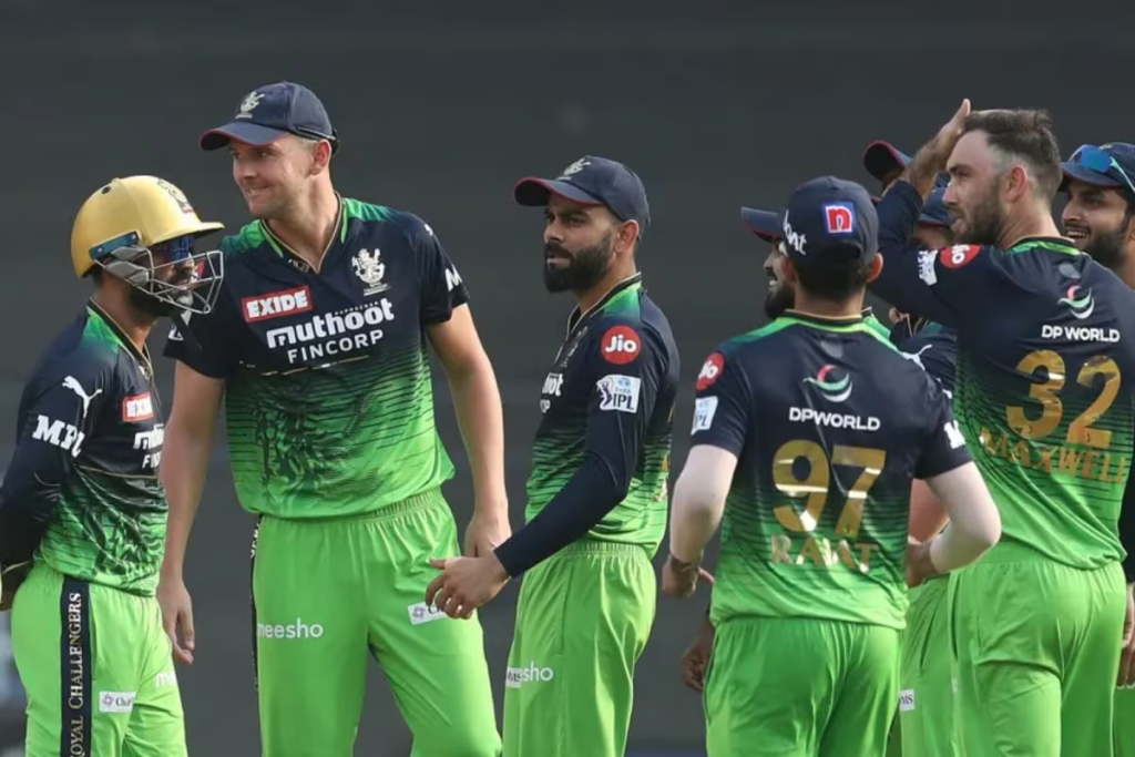 RCB SQUAD GREEN JERSEY 2022