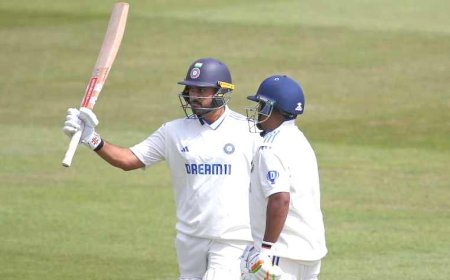 Nair - Sarfaraz put on a huge 200 <span class=